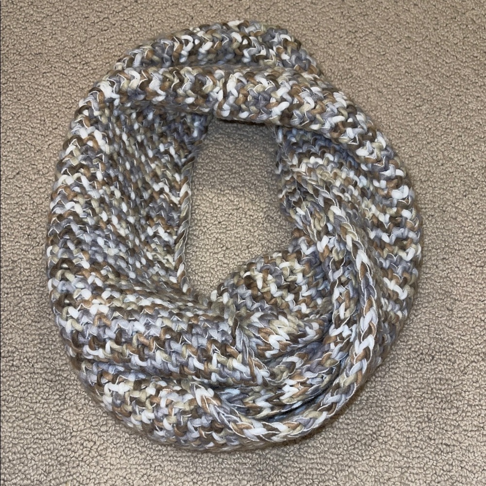 Versona Multitone Knit Infinity Scarf